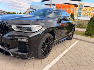 2020 BMW X6 40d III (G06), чёрный, 6982221 рублей, вид 1