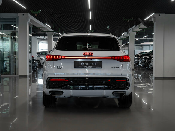2026 Audi Q5 L III (GU), белый - вид 5