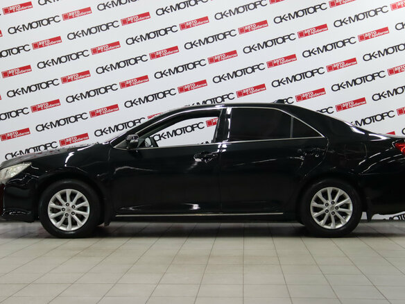 2012 Toyota Camry VII (XV50), чёрный, 1445170 рублей - вид 5