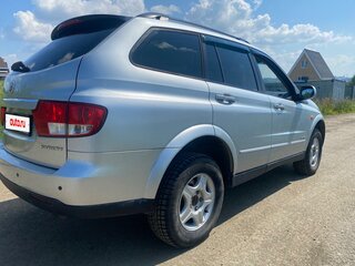 2008 SsangYong Kyron 5-speed I Рестайлинг, серебристый, 980000 рублей, вид 4