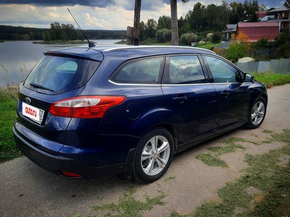 2013 Ford Focus III, синий, 760000 рублей - вид 2