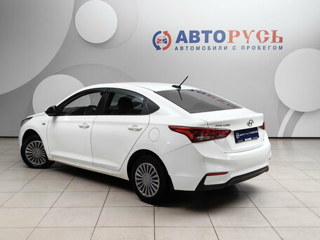 2018 Hyundai Solaris II, белый, 1037000 рублей, вид 2