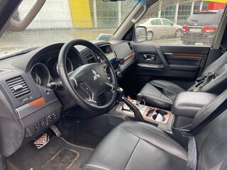 2008 Mitsubishi Pajero IV, белый, 1490000 рублей, вид 5