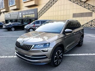 2022 Skoda Karoq I, бежевый, 1650000 рублей, вид 1