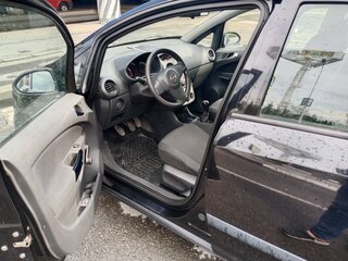 2007 Opel Corsa D, чёрный, 350000 рублей, вид 3
