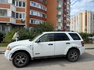 2008 Ford Escape II, белый, 520000 рублей, вид 4