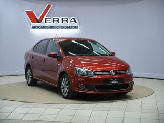 2012 Volkswagen Polo V, красный, 700000 рублей, вид 3