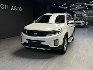 2020 Kia Sorento II Рестайлинг, белый, 2150000 рублей, вид 3