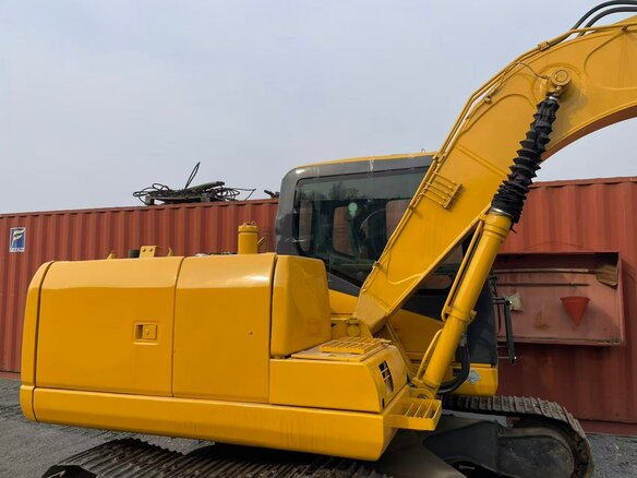 2012 Komatsu PC130, жёлтый, 6900000 рублей - вид 20