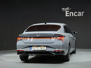 2022 Hyundai Avante VII, серый, 1659000 рублей, вид 4