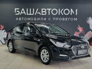2018 Hyundai Solaris II, чёрный, 995000 рублей, вид 2