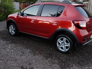 2018 Renault Sandero Stepway II, красный, 1000000 рублей, вид 2