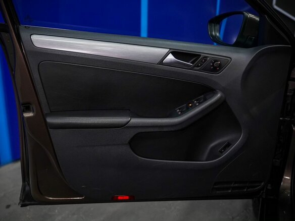 2013 Volkswagen Jetta VI, коричневый, 1250000 рублей - вид 14