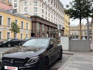 2019 Mercedes-Benz E-Класс 220 d V (W213, S213, C238), чёрный, 2950000 рублей, вид 4