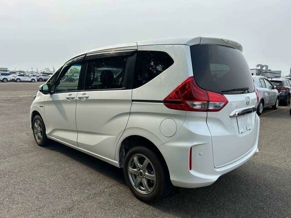 2019 Honda Freed II, белый, 1140000 рублей - вид 12