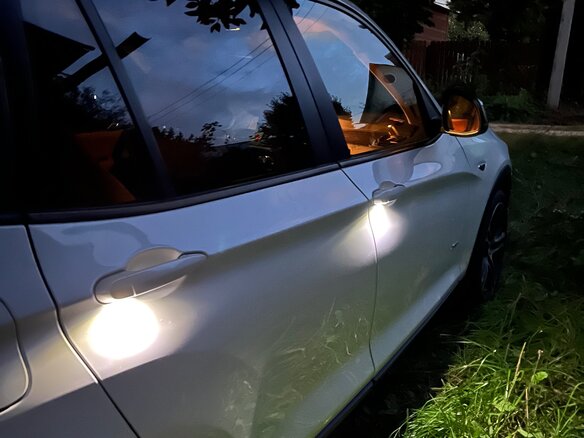 2015 BMW X3 30d xDrive II (F25) Рестайлинг, белый - вид 22