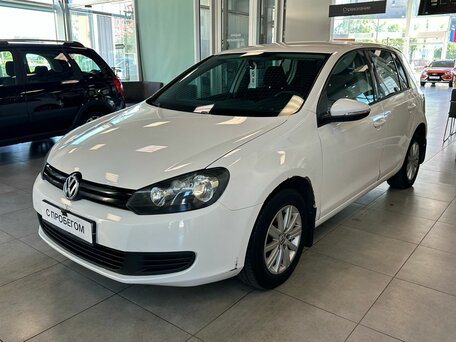 Volkswagen Golf VI