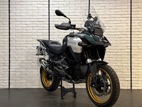 2026 BMW R 1300 GS Adventure, зелёный, 3777000 рублей, вид 4