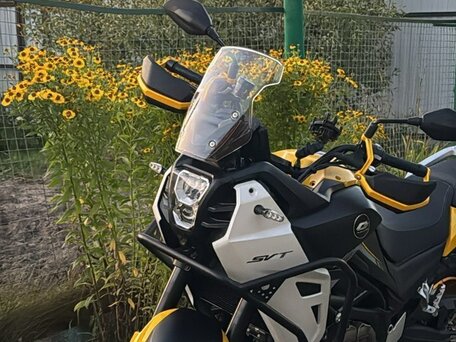 2025 QJMotor SVT 650 X, белый, 550000 рублей, вид 3