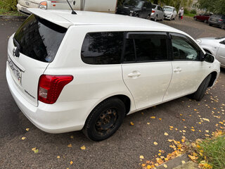 2011 Toyota Corolla Fielder X (E140, E150) Рестайлинг, белый, 950000 рублей, вид 4