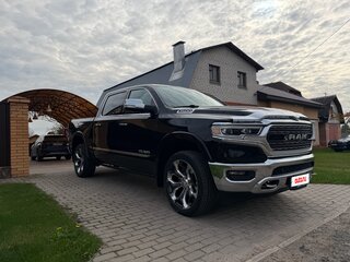 2022 Ram 1500 Crew Cab V, чёрный, 7950000 рублей, вид 3