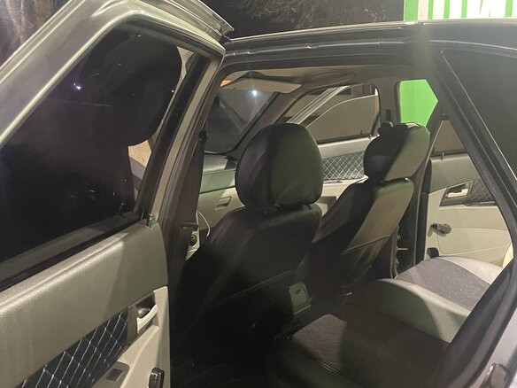 2011 Lada (ВАЗ) Priora I, серый, 210000 рублей - вид 9