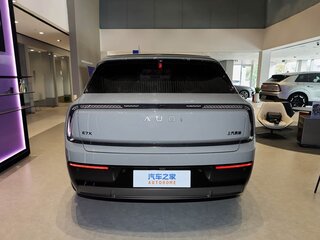 2026 Audi E7X, серый, 7868000 рублей, вид 5