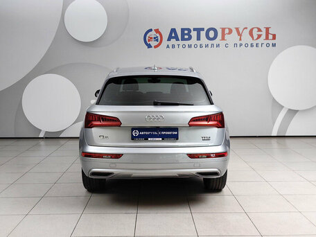 2017 Audi Q5 II (FY), серебристый, 2890000 рублей, вид 4
