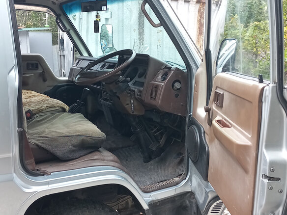 1991 Toyota Dyna, серый, 1100000 рублей - вид 6