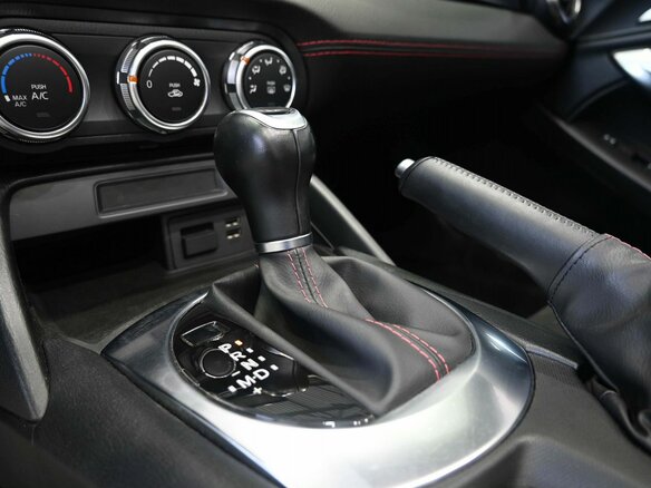 2018 Fiat 124 Spider I, синий, 2799900 рублей - вид 26
