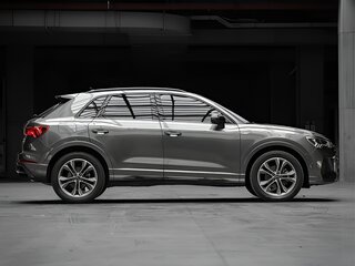 2023 Audi Q3 35 TFSI II (F3), серый, 2590000 рублей, вид 4