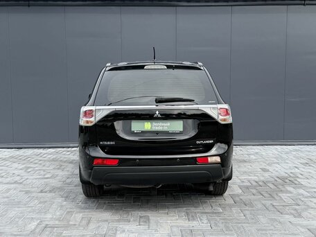 2013 Mitsubishi Outlander III, чёрный, 1295000 рублей, вид 4