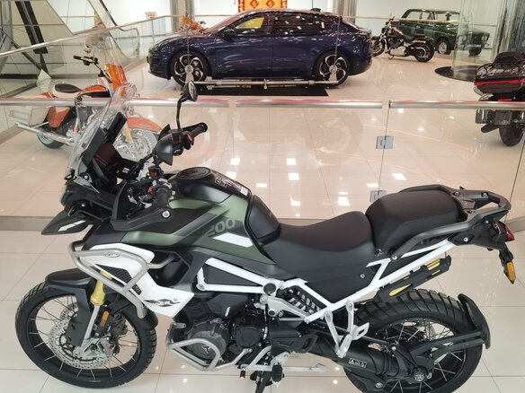2023 Triumph Tiger 1200, зелёный, 1950000 рублей - вид 25