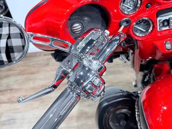 2011 Harley-Davidson CVO Limited, красный, 1599000 рублей - вид 34
