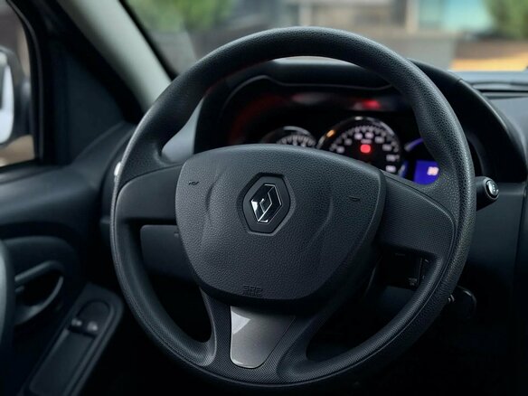 2017 Renault Duster I Рестайлинг, серебристый, 1650000 рублей - вид 7