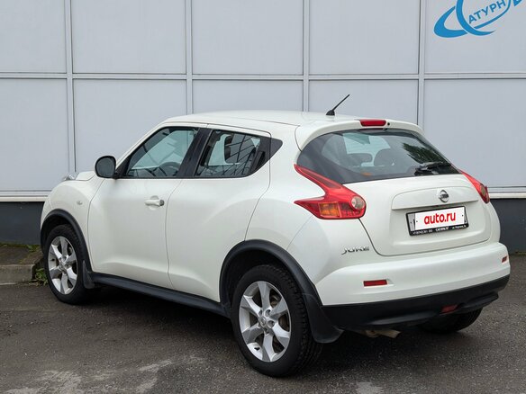 2011 Nissan Juke I, белый - вид 6