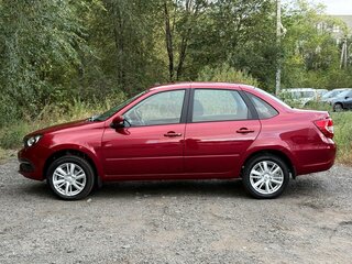 2026 Lada (ВАЗ) Granta I Рестайлинг, красный, 1208000 рублей, вид 2