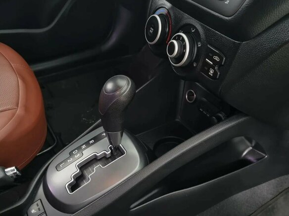 2012 Kia Rio 4-speed III, серый, 739000 рублей - вид 17