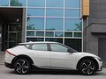 2023 Kia EV6 Standard Range I, белый - вид 3