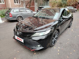 2020 Toyota Camry VIII (XV70), чёрный, 2685000 рублей, вид 2
