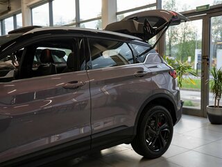 2026 Geely Coolray I Рестайлинг 2, фиолетовый, 2747241 рублей, вид 4