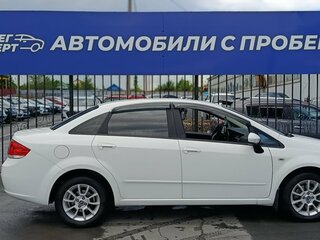 2011 Fiat Linea, белый, 725000 рублей, вид 3