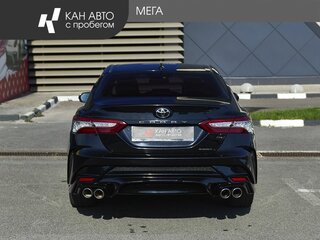 2020 Toyota Camry VIII (XV70), чёрный, 3350000 рублей, вид 4
