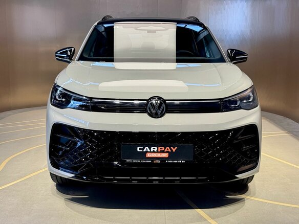 2026 Volkswagen Tiguan L Pro III (China Market), бежевый, 4730000 рублей - вид 1