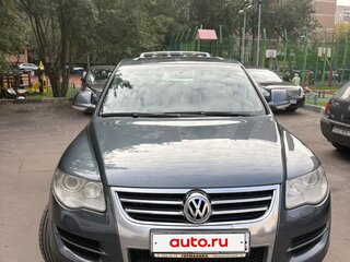 2008 Volkswagen Touareg I Рестайлинг, серый, 1390000 рублей, вид 2