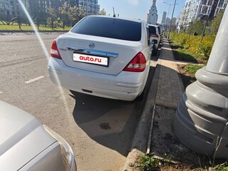 2011 Nissan Tiida I Рестайлинг, белый, 580000 рублей, вид 5