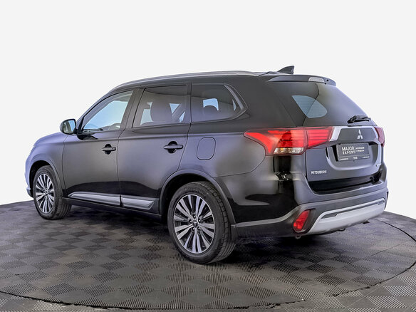 2019 Mitsubishi Outlander III Рестайлинг 3, чёрный, 1870000 рублей - вид 6