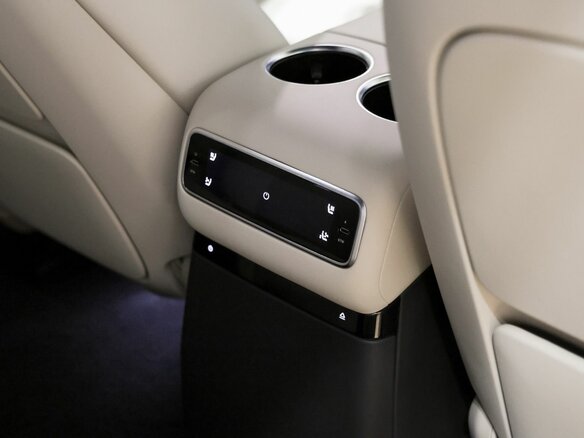 2026 Li Auto (Lixiang) L9 52.3 kWh I Рестайлинг, зелёный, 12232340 рублей - вид 17