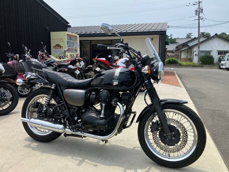 2022 Kawasaki W 800, чёрный, 799000 рублей, вид 2