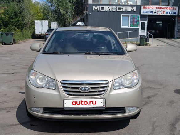 2010 Hyundai Elantra IV (HD), бежевый - вид 2